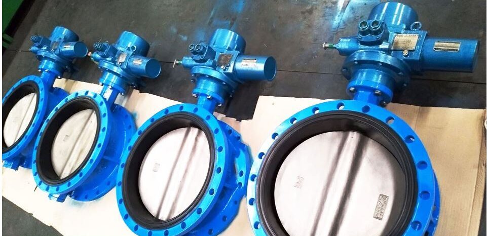 Van bướm điện mặt bích