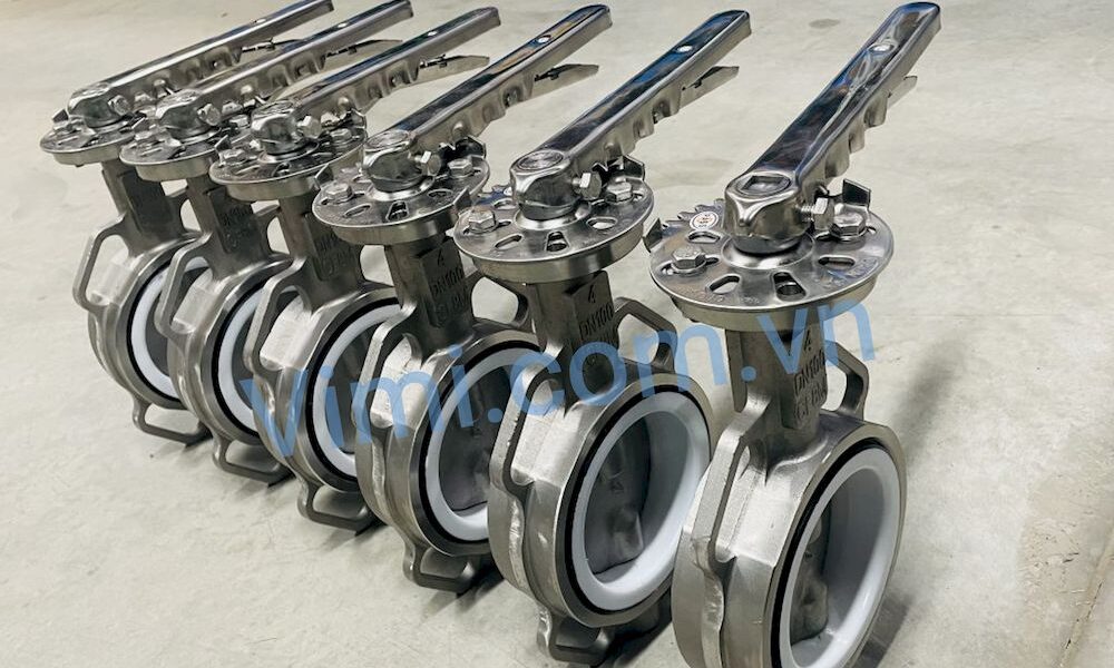 van bướm thép tay gạt