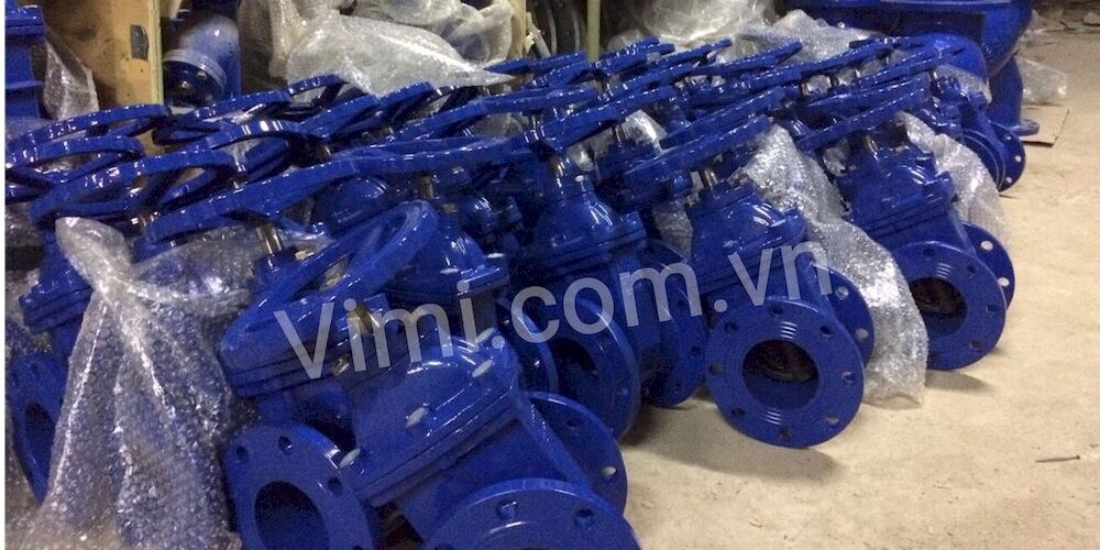 kho van cổng ty chìm