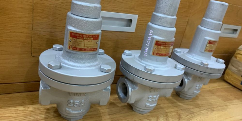 van giảm áp dn25 nối ren