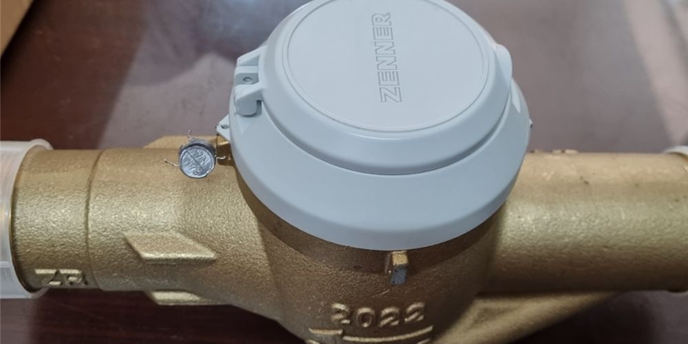 đồng hồ nước zenner dn25 3