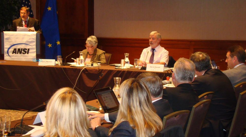 ai là người tạo ra tiêu chuẩn ansi