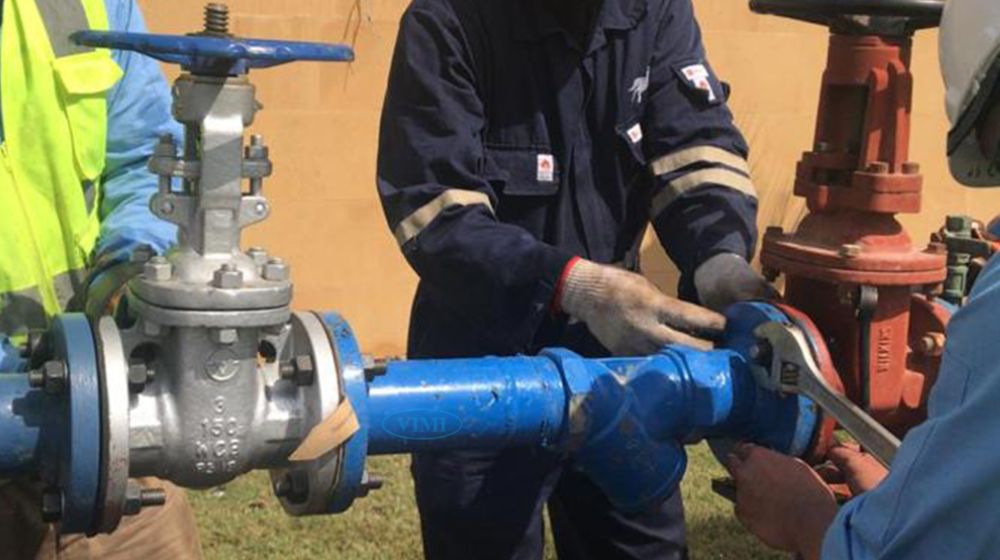 Lắp đặt van cổng chuẩn bị dụng cụ lắp đặt van cổng