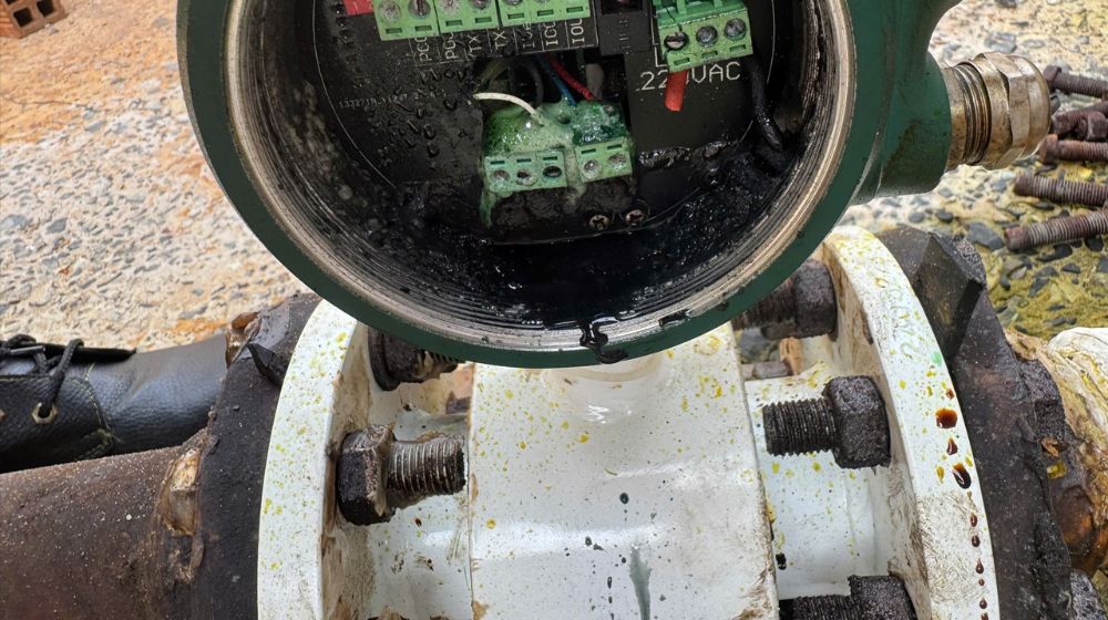 chọn vật liệu điện cực theo giá thấp