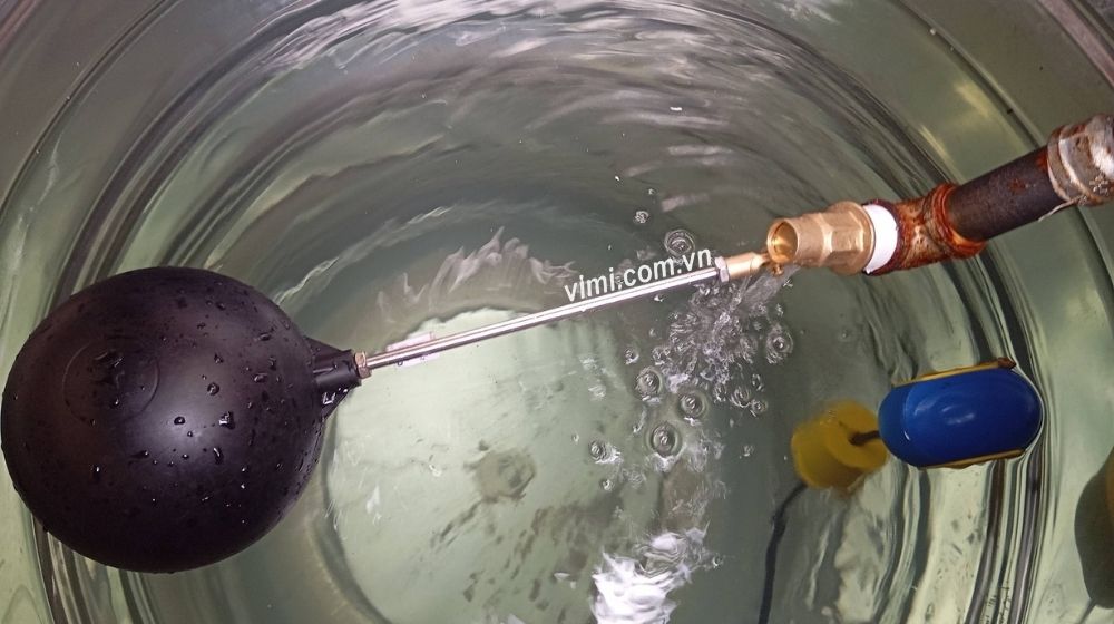 Hiểu phao nước tự ngắt là gì tiêu chuẩn sản xuất phao nước tự ngắt