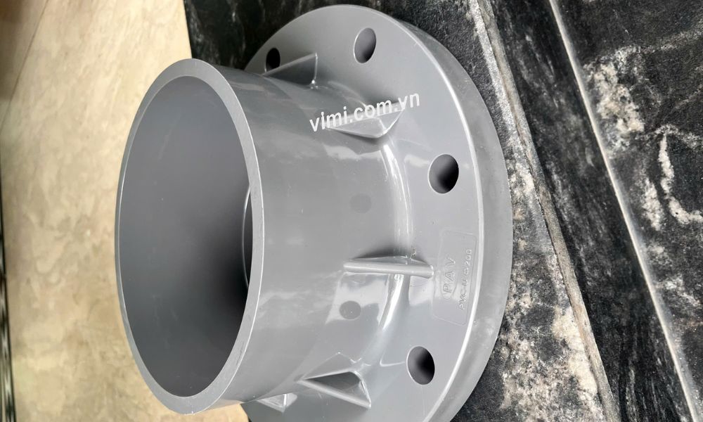 đặc điểm của mặt bích pvc 200