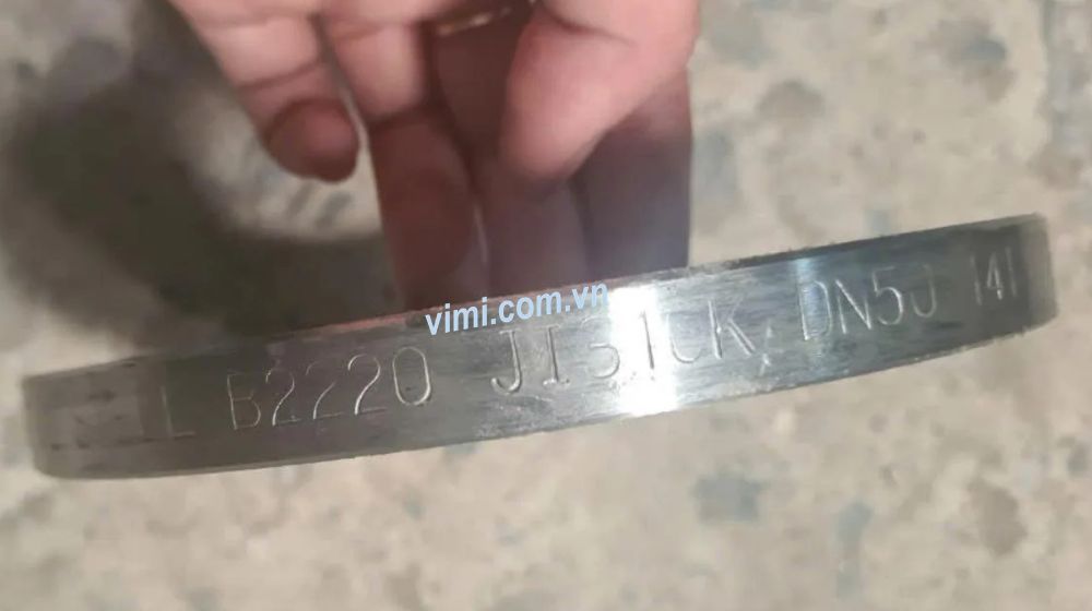 điểm khác biệt của mặt bích jis