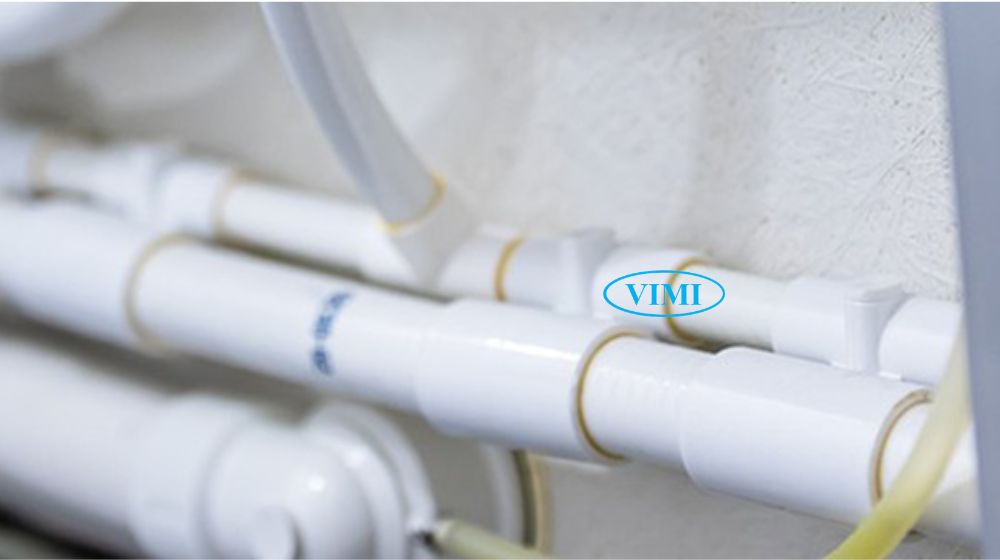 glue pipe socket